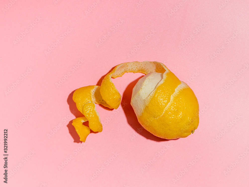 Obraz Tryptyk Lemon with spiral peeled zest